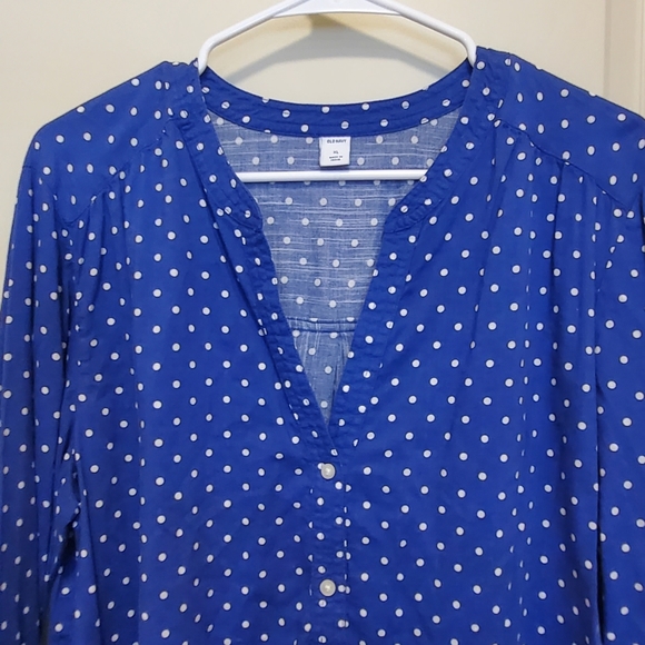 Old Navy Tops - Xl Old Navy tunic. EUC. Blue with white polka dots.
